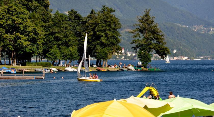 Fruehstueckspension Haus Golker Seeboden Bagian luar foto