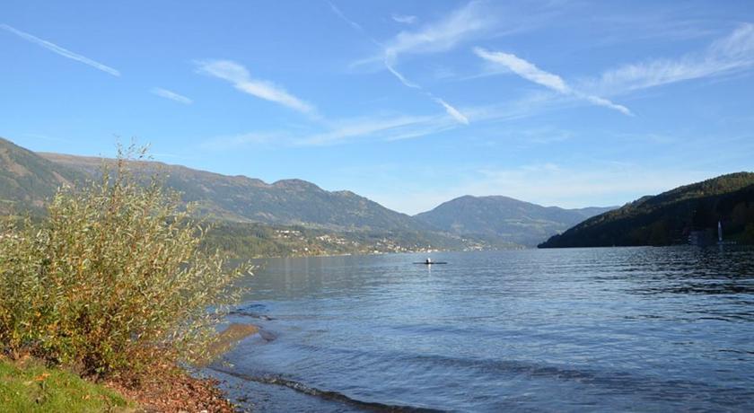 Fruehstueckspension Haus Golker Seeboden Bagian luar foto